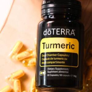 Kurkuma Kapseln, 60 Stück mit je 2 Tropfen reinem ätherischen Öl